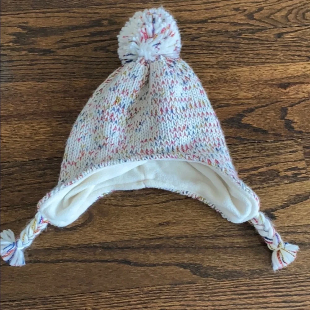 Pom Pom hat